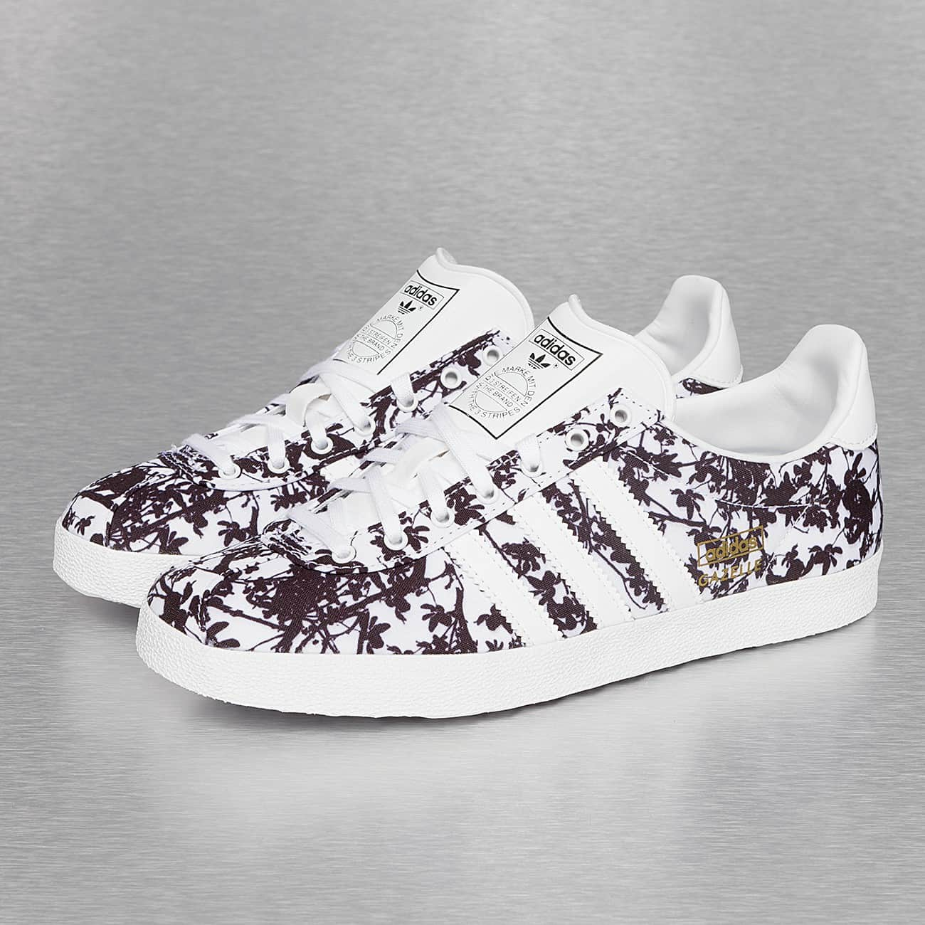 baskets dentelle adidas